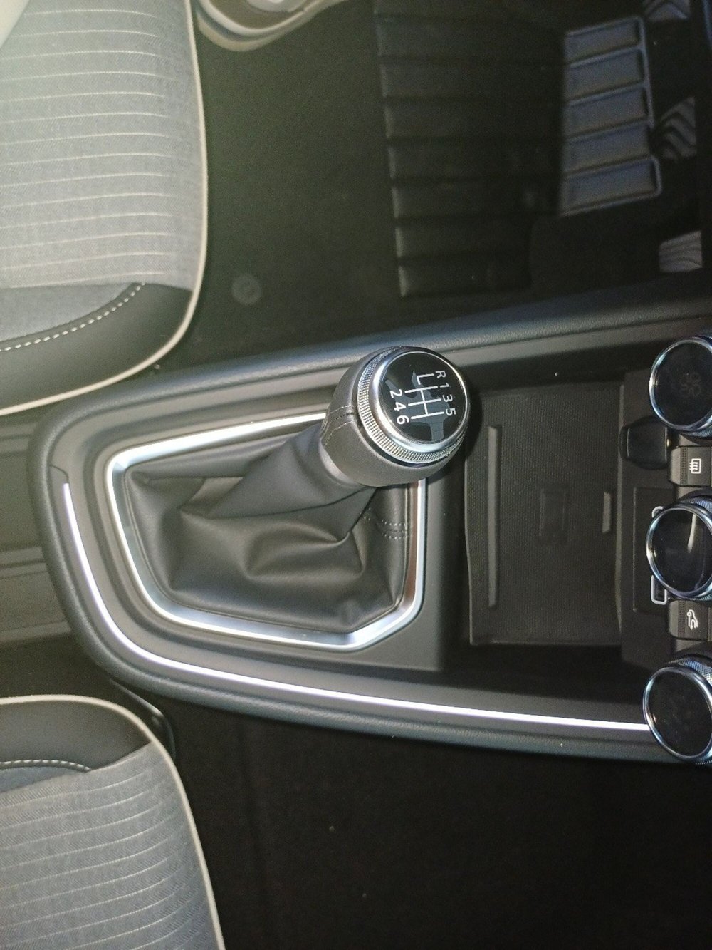 Renault Clio nuova a Frosinone (11)