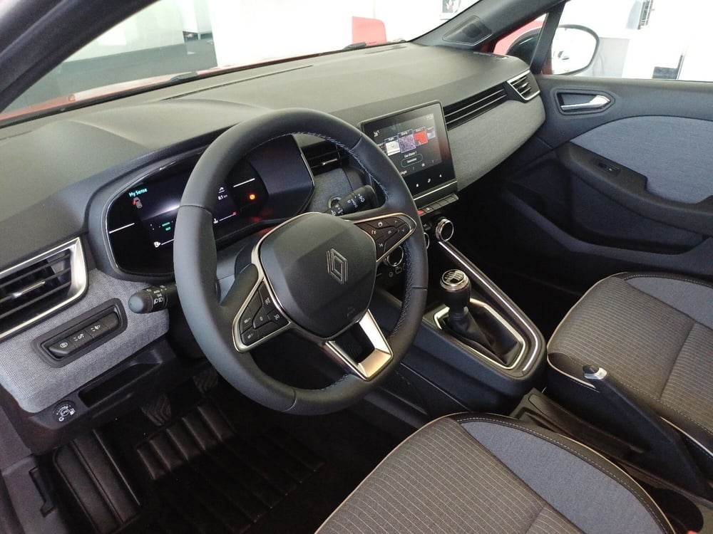 Renault Clio nuova a Frosinone (8)