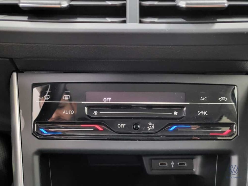 Volkswagen Taigo usata a Catanzaro (9)
