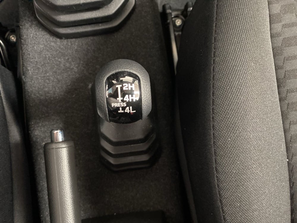 Suzuki Jimny nuova a Lodi (10)
