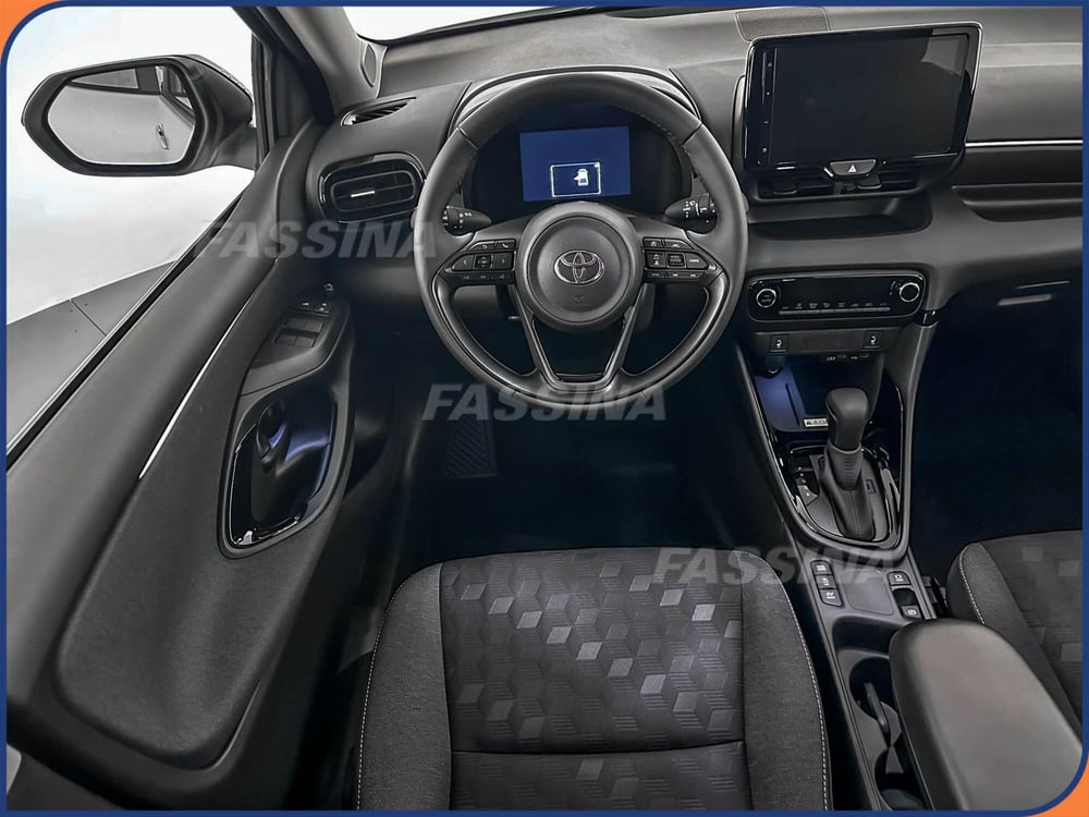 Toyota Yaris nuova a Milano (10)
