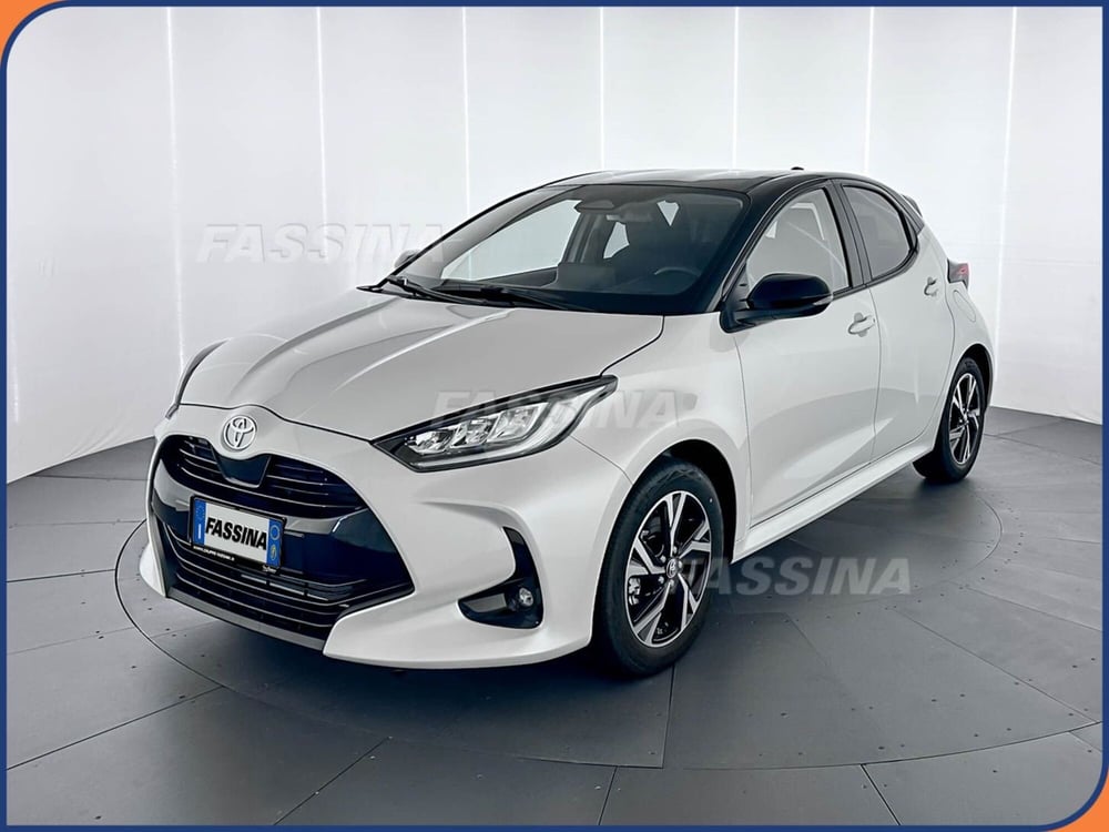 Toyota Yaris nuova a Milano (3)