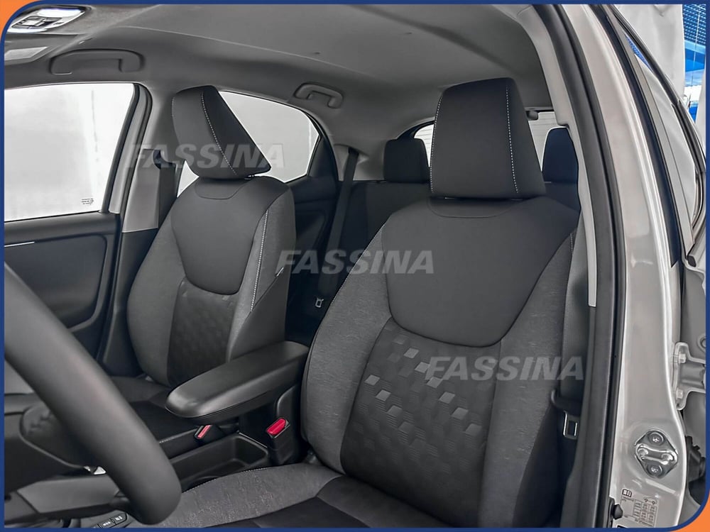 Toyota Yaris nuova a Milano (8)