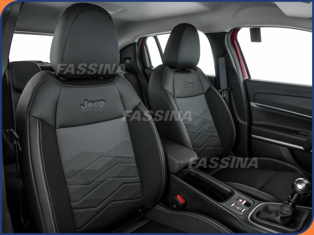 Jeep Avenger usata a Milano (12)