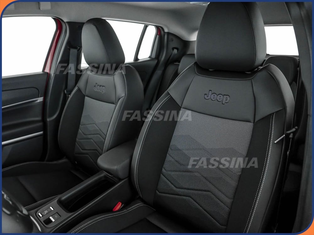 Jeep Avenger usata a Milano (8)