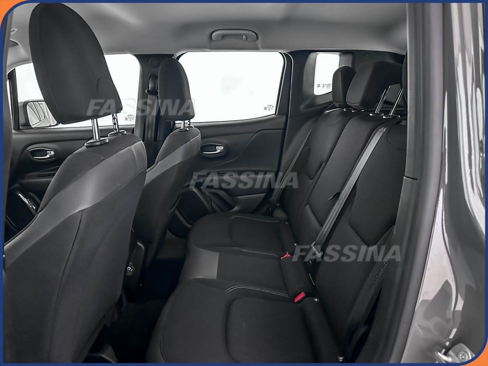 Jeep Renegade usata a Milano (11)