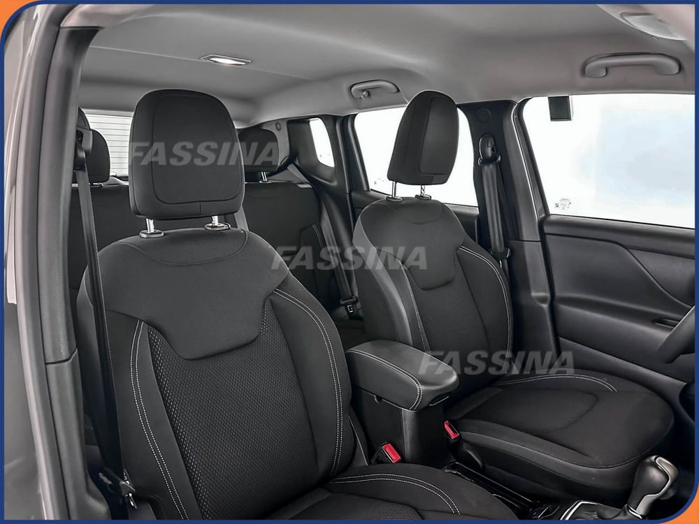 Jeep Renegade usata a Milano (14)