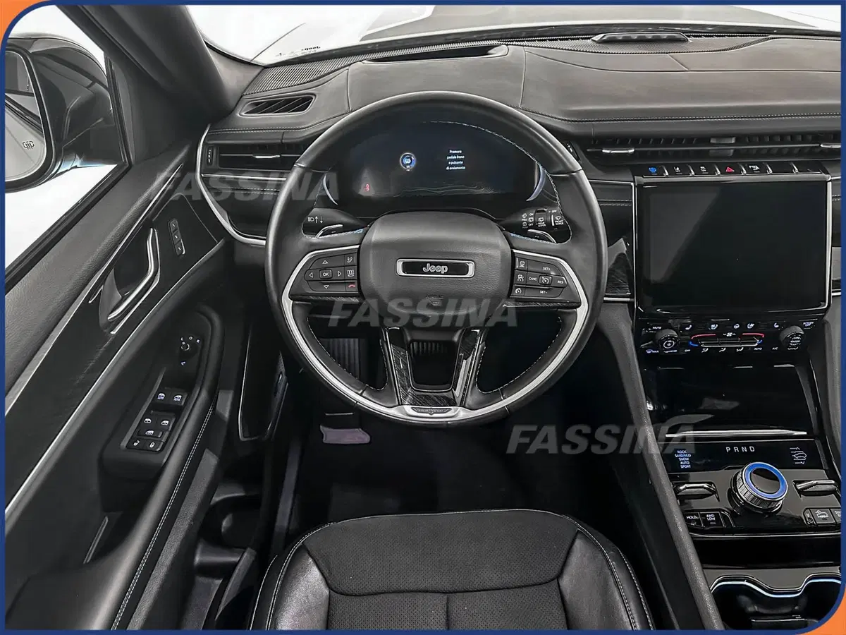 Jeep Grand Cherokee usata a Milano (10)