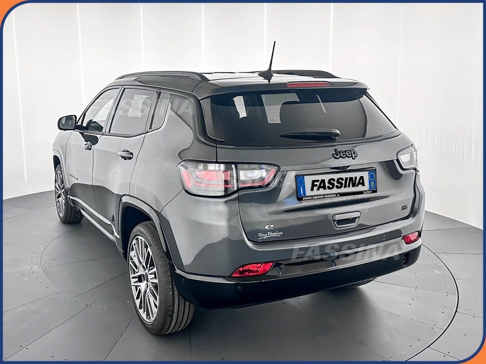 Jeep Compass nuova a Milano (4)