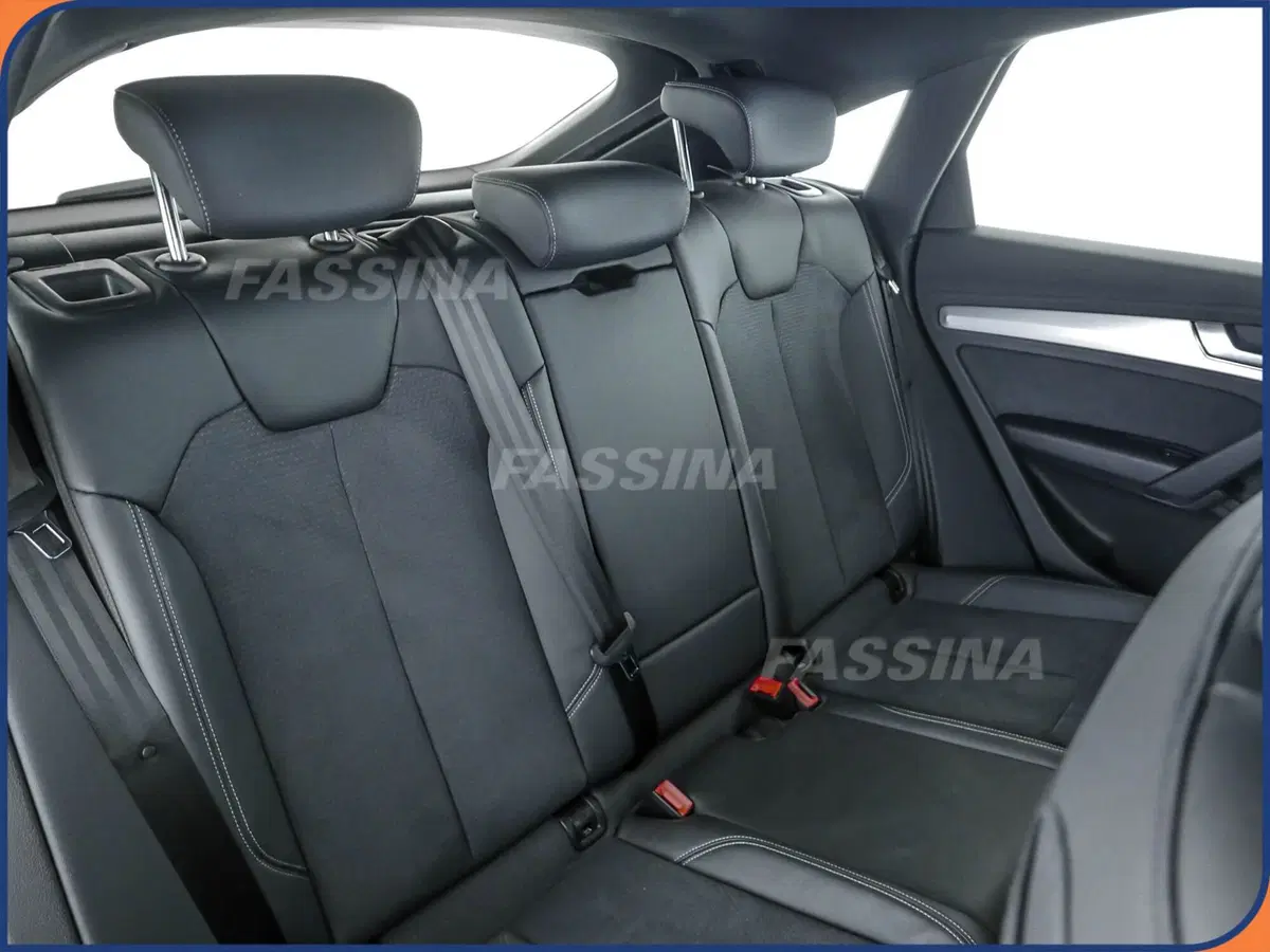 Audi Q5 Sportback usata a Milano (13)