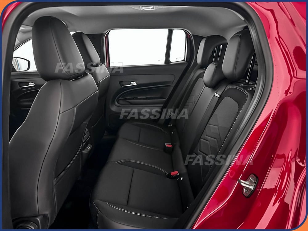 Jeep Avenger nuova a Milano (11)