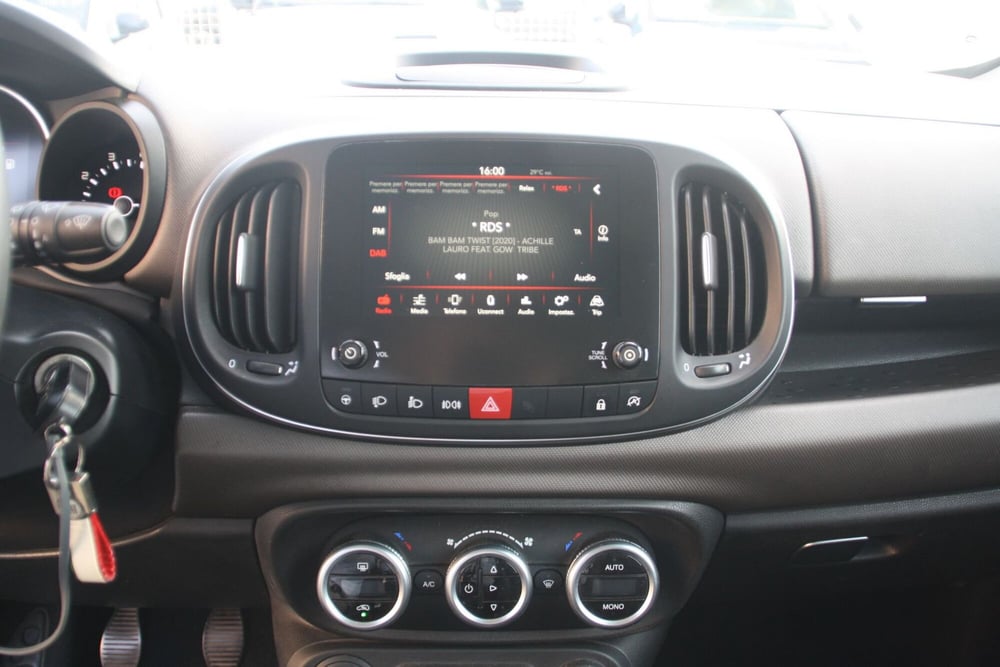 Fiat 500L usata a Catania (11)