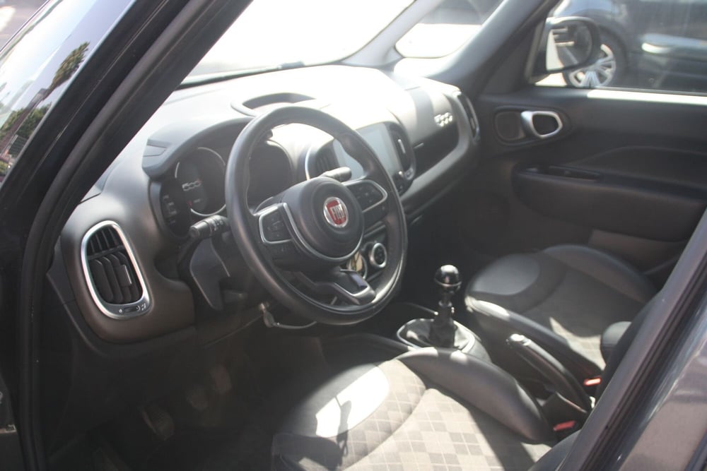 Fiat 500L usata a Catania (13)