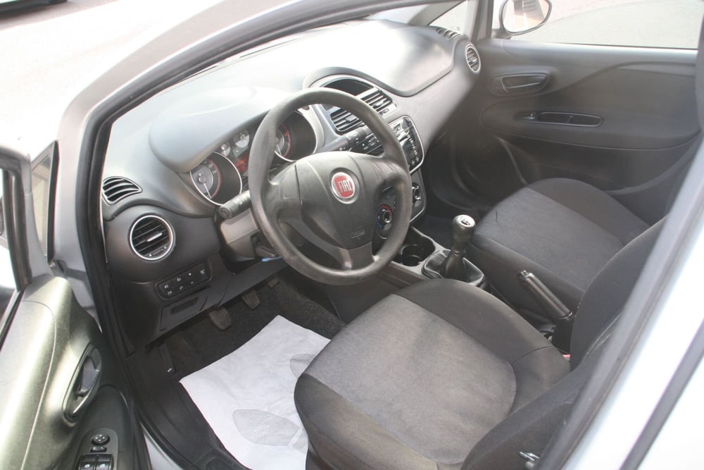 Fiat Punto usata a Catania (10)