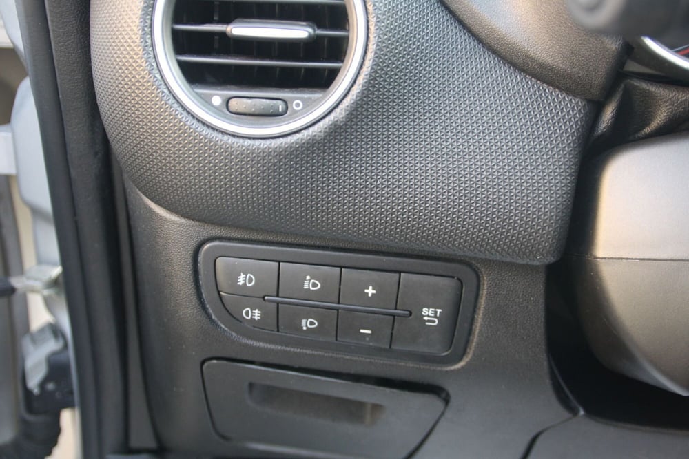 Fiat Punto usata a Catania (17)