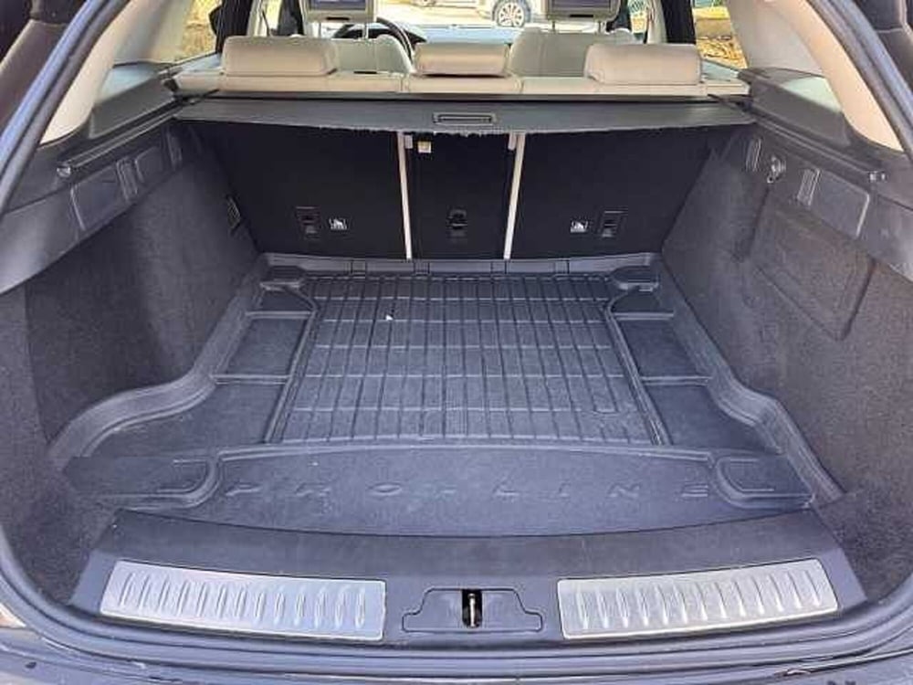 Land Rover Range Rover Velar usata a Ravenna (10)