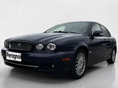Jaguar X-Type 2.2D cat Wagon Executive cDPF del 2008 usata a Monteriggioni