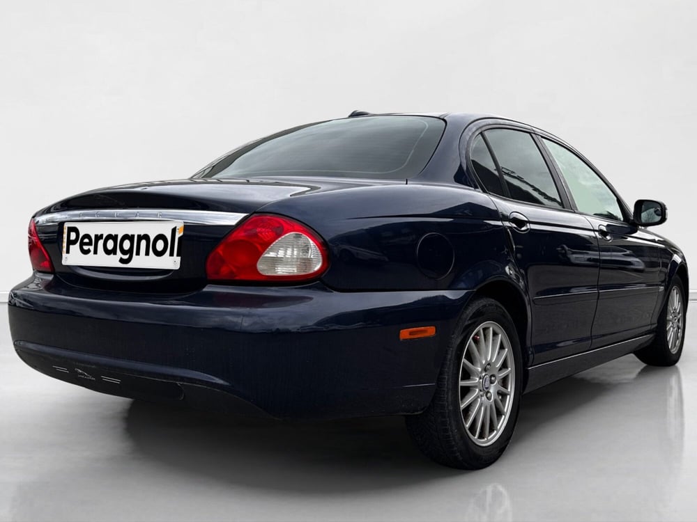 Jaguar X-Type usata a Siena (2)