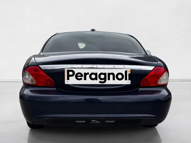 Jaguar X-Type usata a Siena (7)