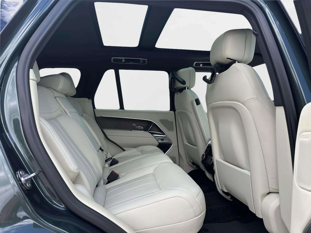 Land Rover Range Rover nuova a Siena (5)