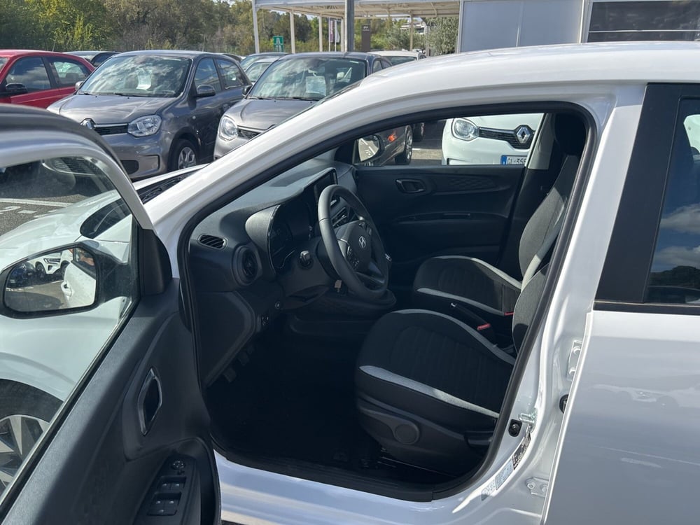 Hyundai i10 nuova a Roma (13)