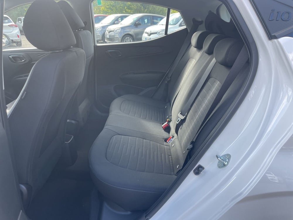 Hyundai i10 nuova a Roma (12)