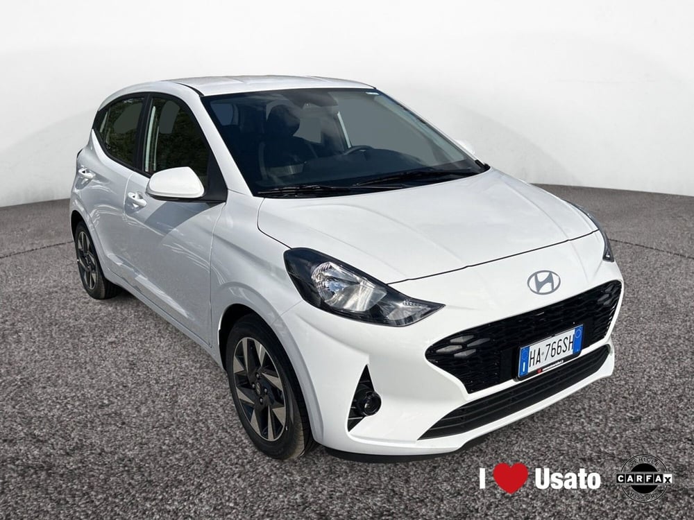 Hyundai i10 nuova a Roma (2)