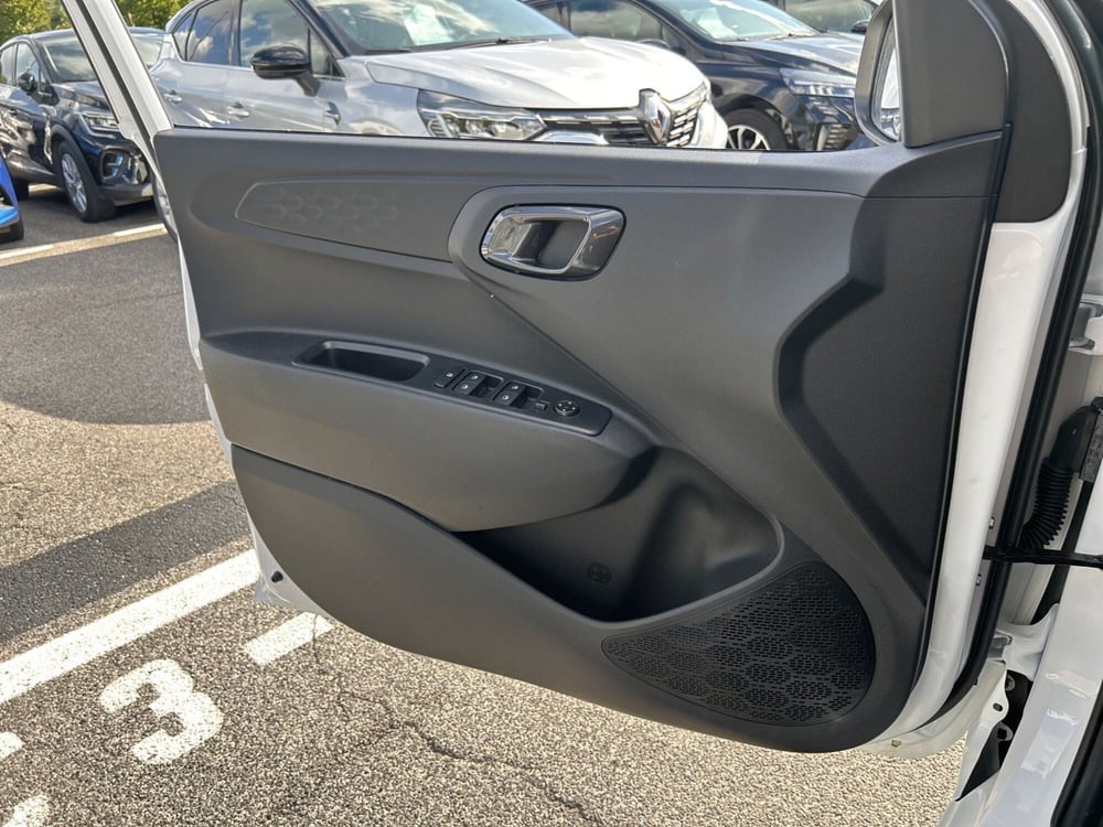 Hyundai i10 nuova a Roma (20)