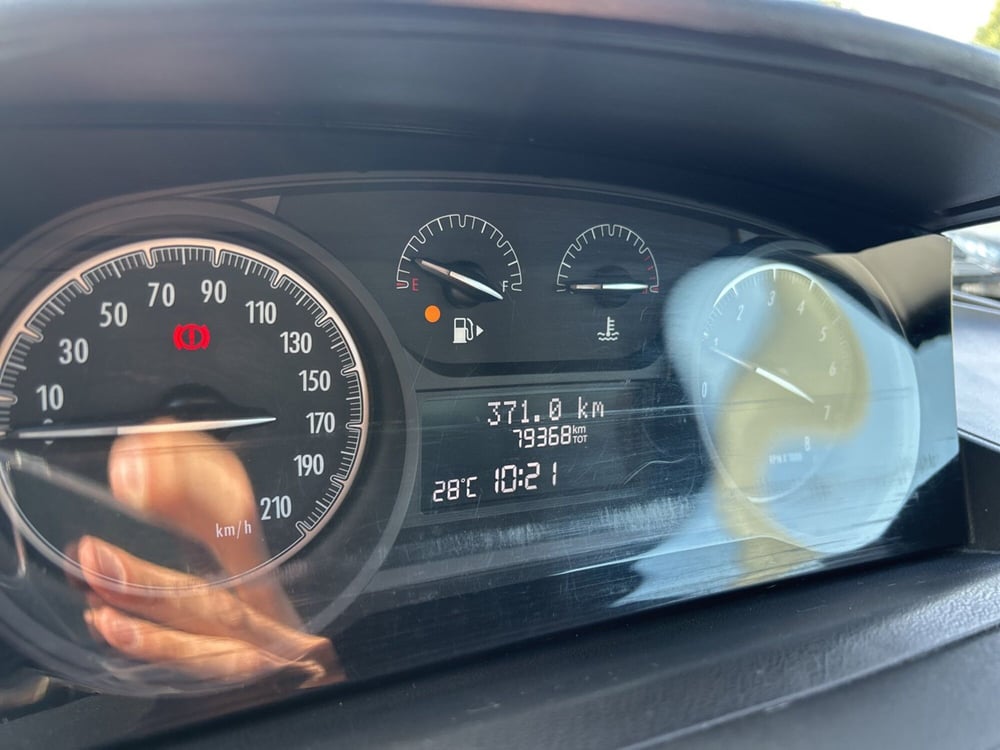 Lancia Ypsilon usata a Roma (14)
