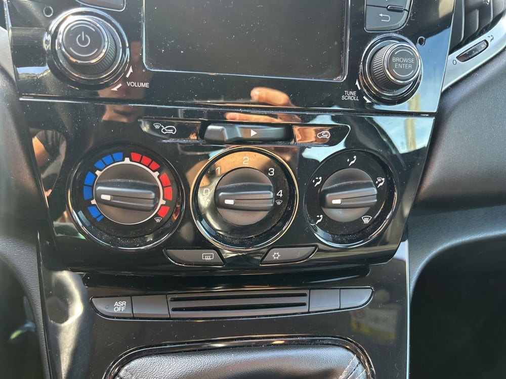 Lancia Ypsilon usata a Roma (16)