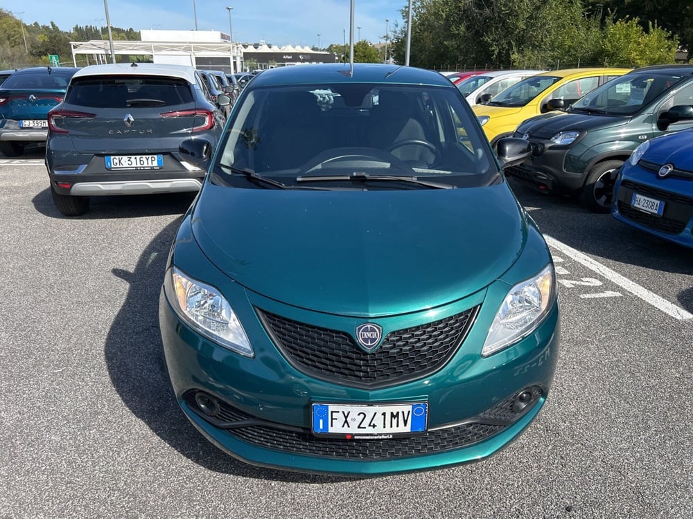 Lancia Ypsilon usata a Roma (7)