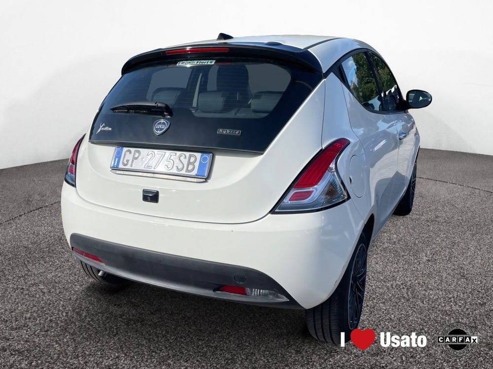 Lancia Ypsilon usata a Roma (3)