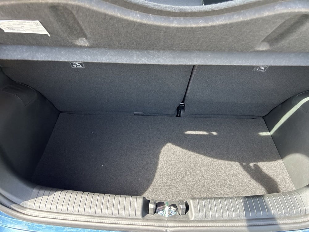 Hyundai i10 nuova a Roma (10)