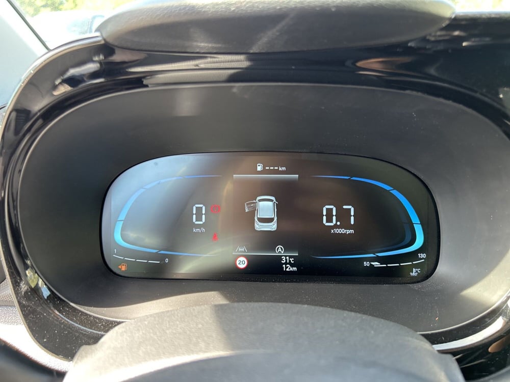 Hyundai i10 nuova a Roma (16)