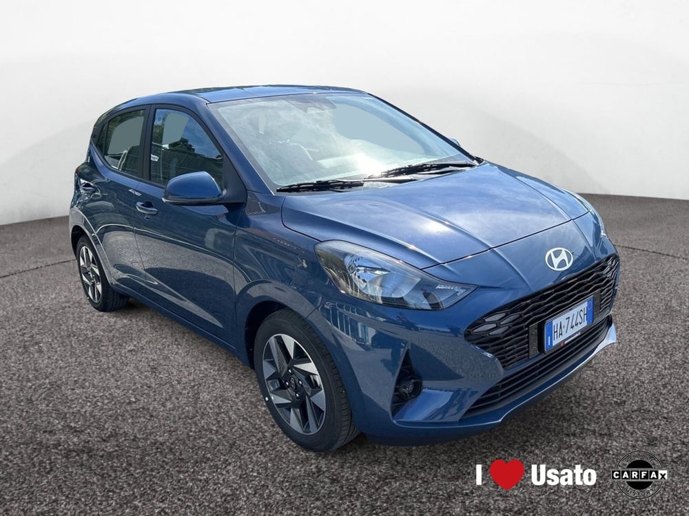 Hyundai i10 nuova a Roma (2)