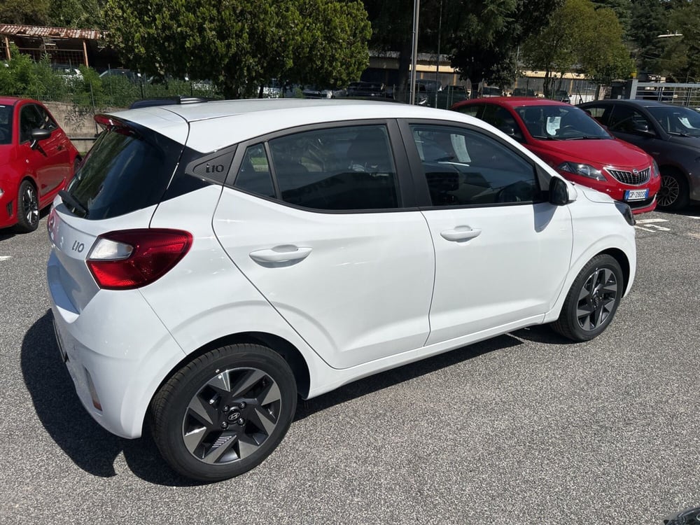 Hyundai i10 nuova a Roma (6)