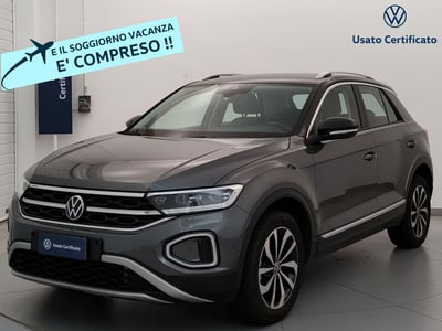 Volkswagen T-Roc 1.5 tsi Life del 2023 usata a Busto Arsizio