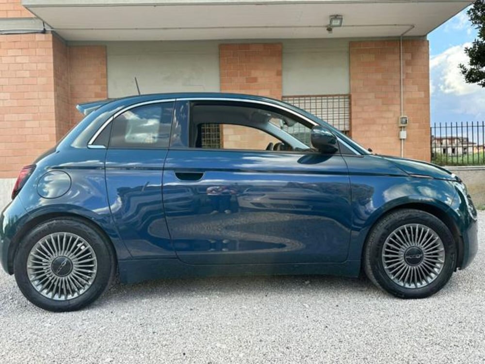 Fiat 500e usata a Roma (11)