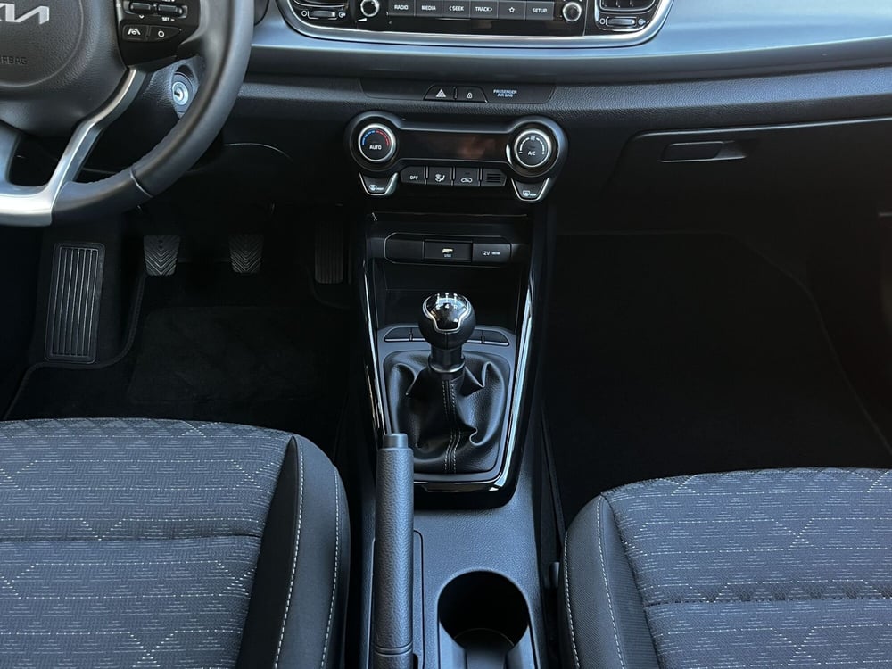 Kia Rio usata  (10)