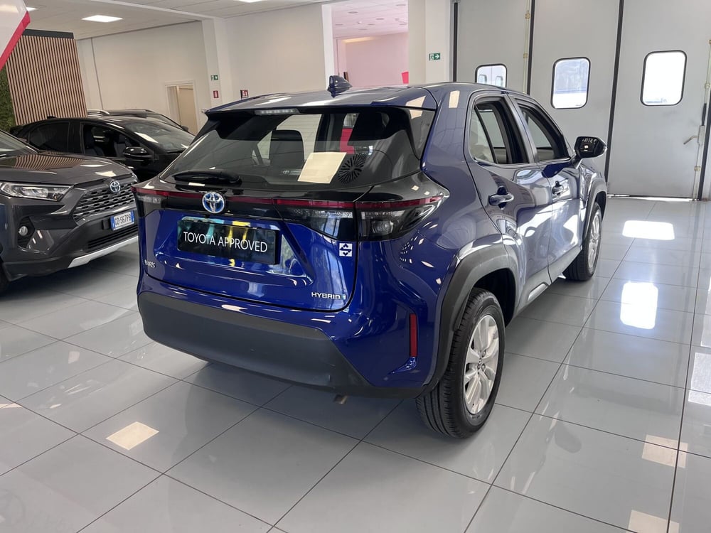 Toyota Yaris Cross usata a Prato (4)