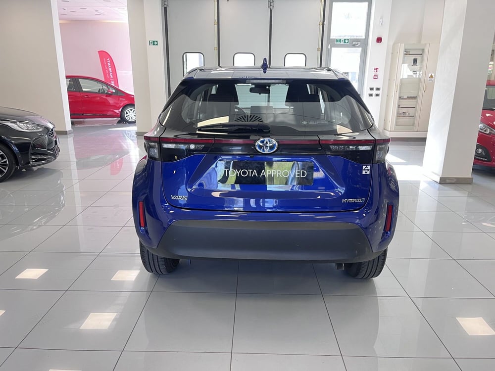 Toyota Yaris Cross usata a Prato (5)