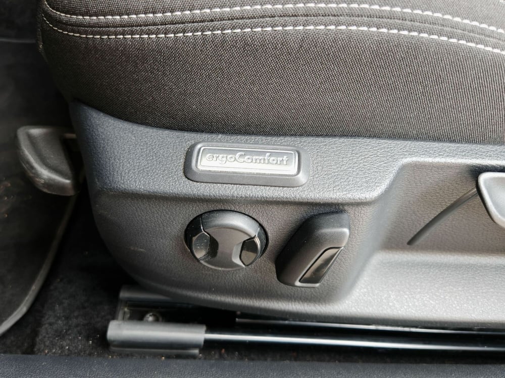 Volkswagen Passat Variant usata a Palermo (18)
