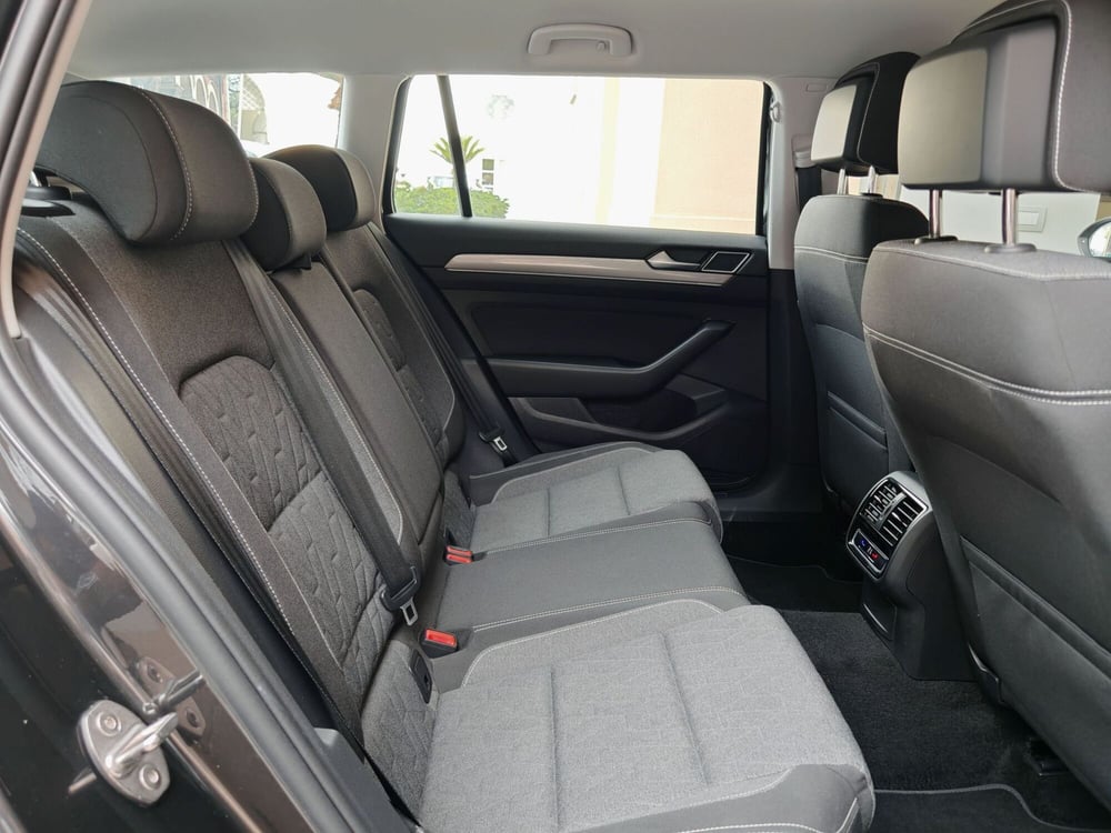 Volkswagen Passat Variant usata a Palermo (8)