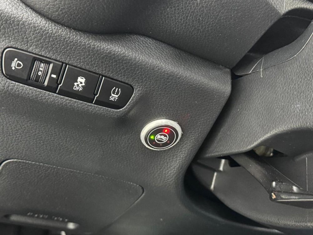 Kia Picanto usata a Como (11)