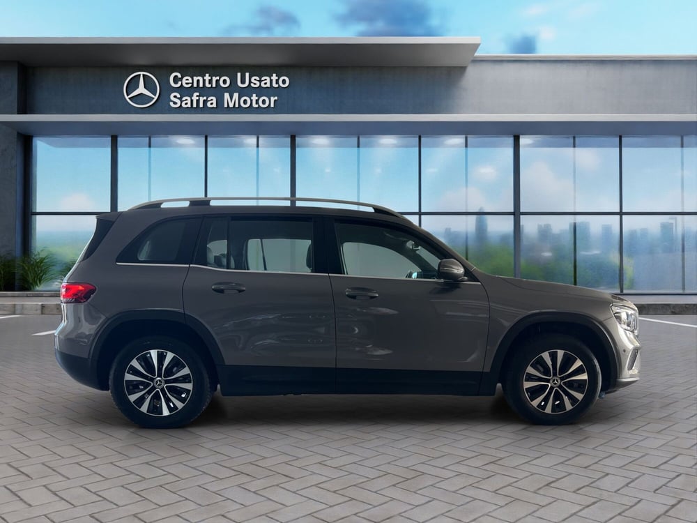 Mercedes-Benz GLB usata a Cosenza (7)
