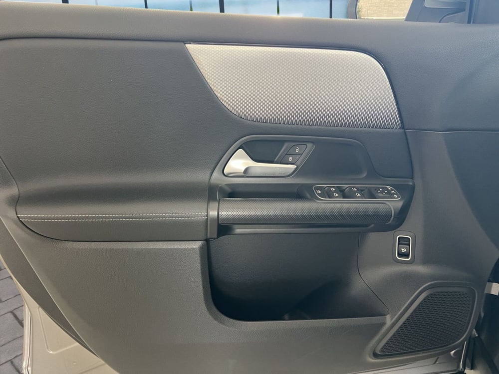 Mercedes-Benz GLA SUV usata a Cosenza (12)