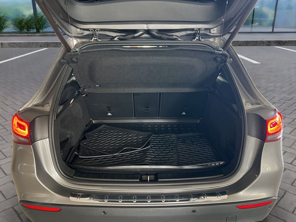 Mercedes-Benz GLA SUV usata a Cosenza (20)