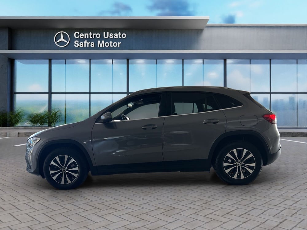 Mercedes-Benz GLA SUV usata a Cosenza (4)