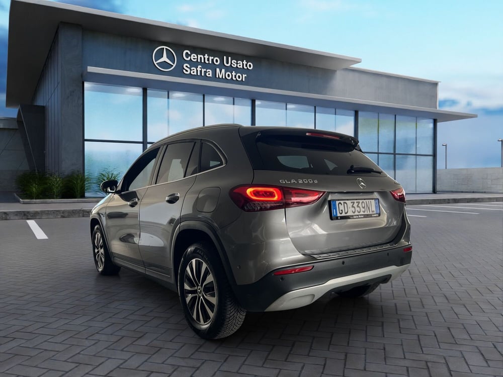 Mercedes-Benz GLA SUV usata a Cosenza (5)