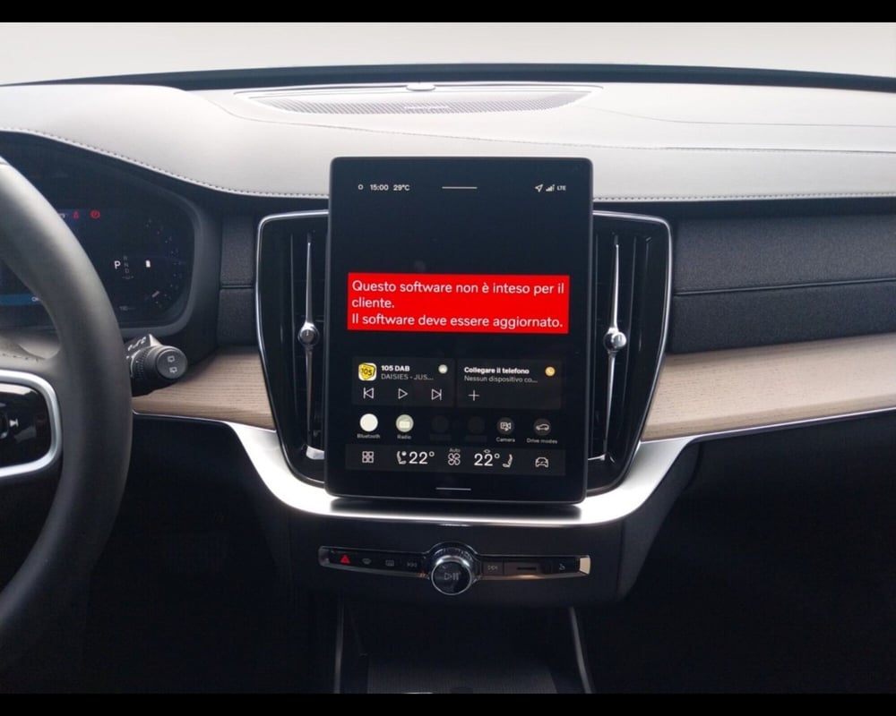 Volvo XC90 nuova a Bologna (12)